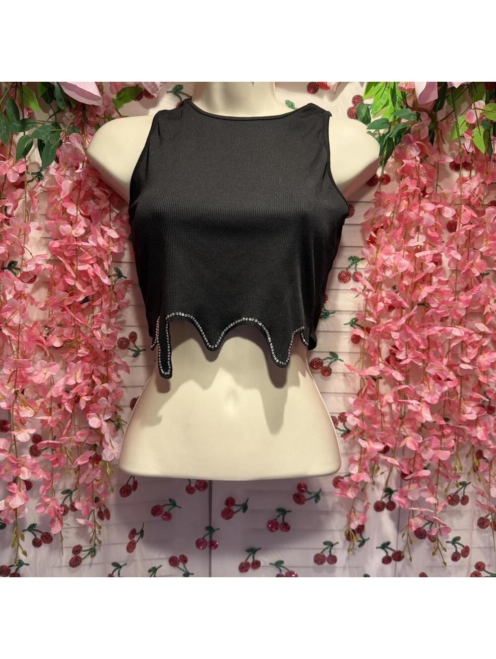Cider black crop top with rhinestone details. Size: S #rhinestone #festival